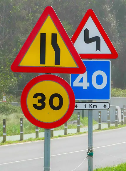 Знаки дорожного движения